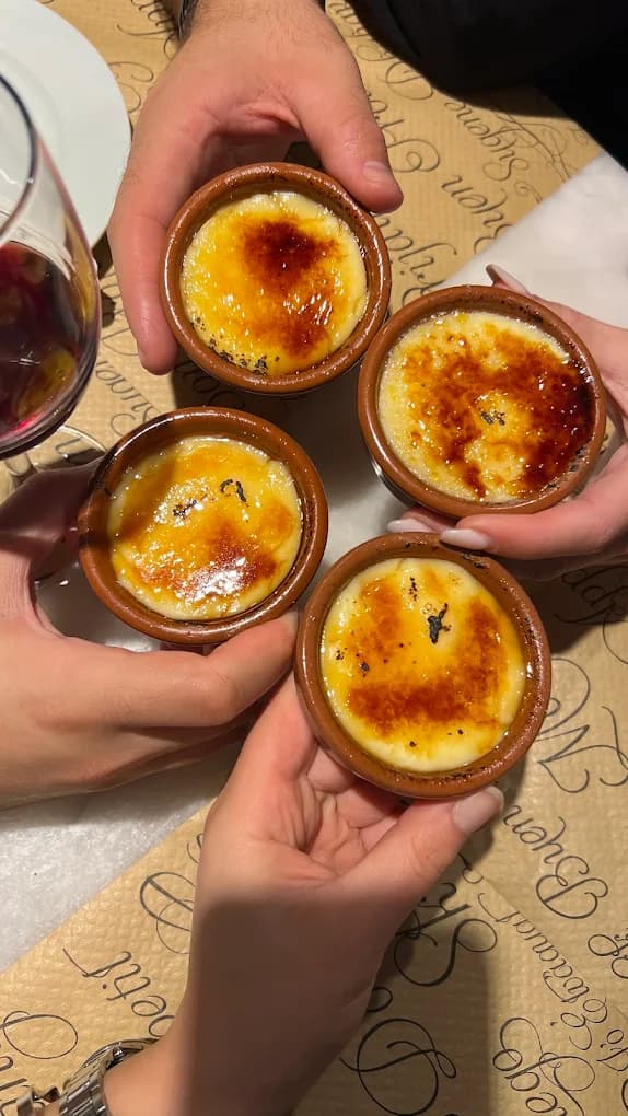 Crema catalana artigianale, il dessert del menu