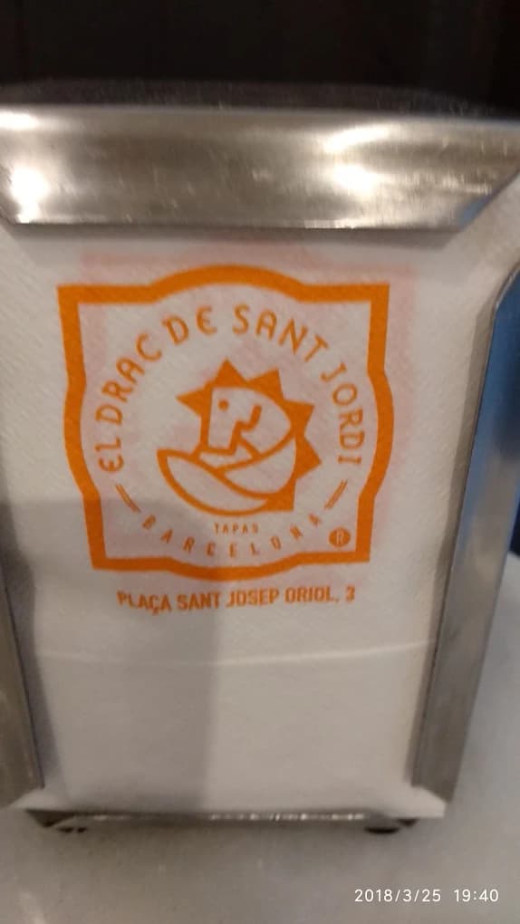 Portatovaglioli con il logo di El Drac de Sant Jordi